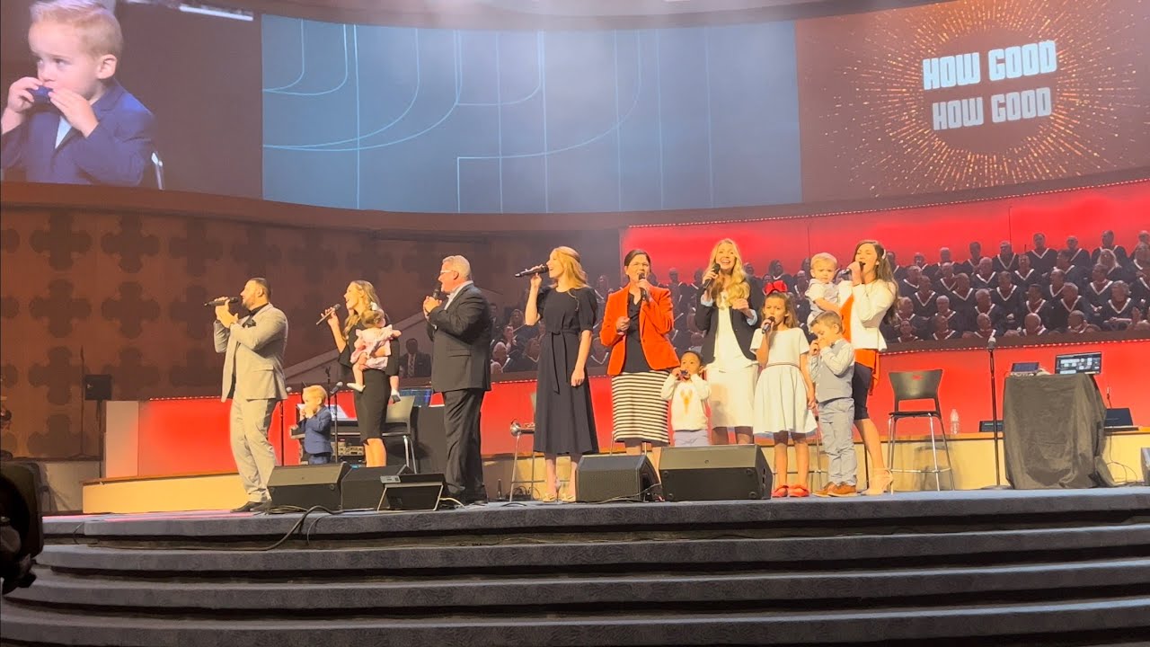 The Collingsworth Family / How Good / First Baptist Dallas Gospel Explosion 2022