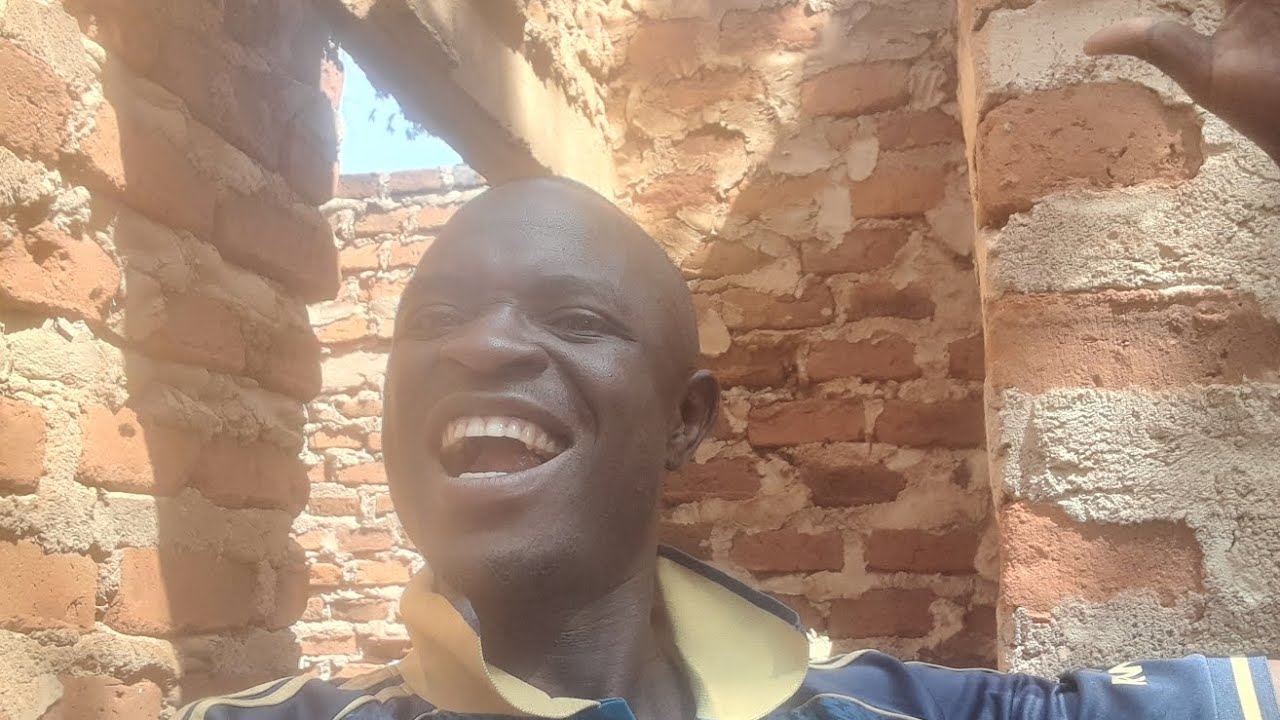 Building this multimillion house deep down in the village 😋 I need your help please 