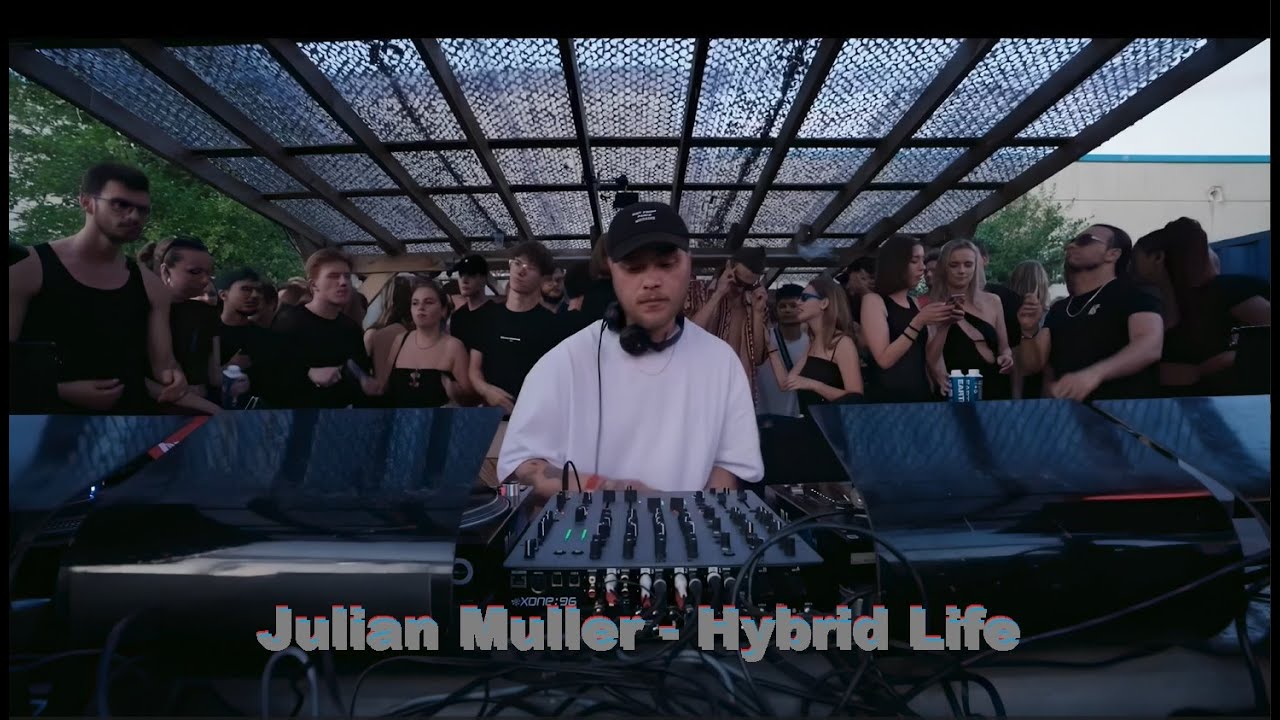 Julian Muller - Hybrid Life