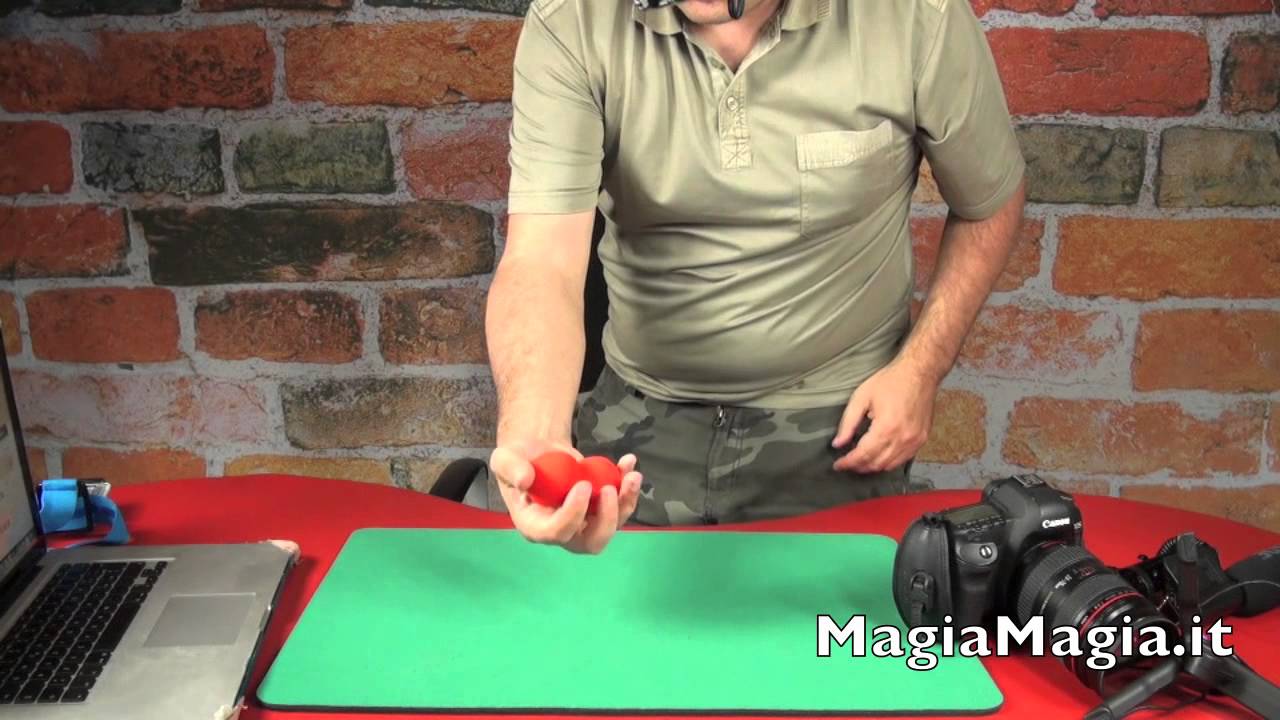 spiegazione pallina gigante 10 cm di spugna