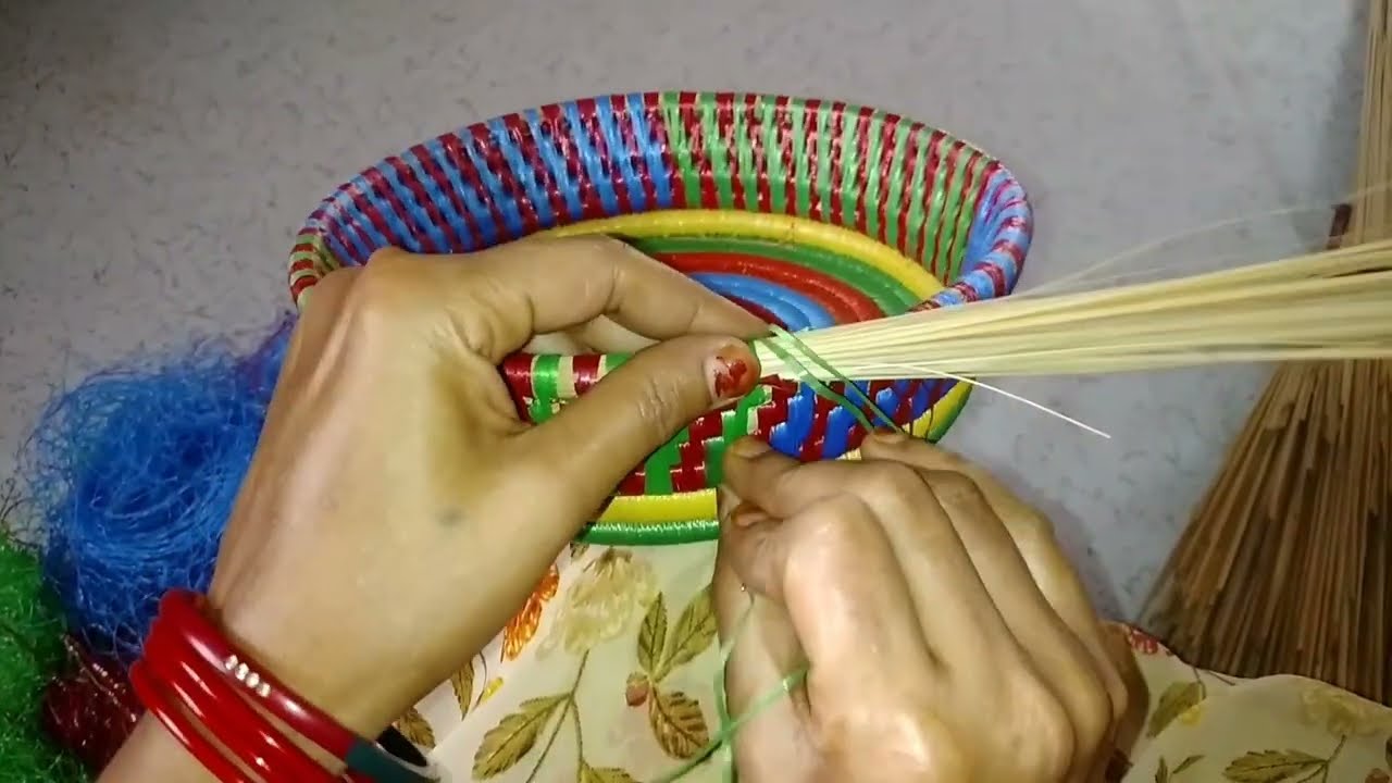 New Design basket // Tokri Banane Ka nya tarika #shubhamkiartdiary #artandcraft 
