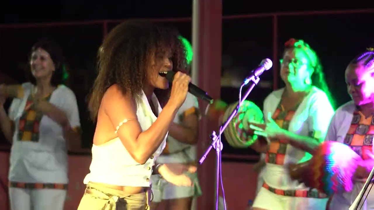 O canto das guerreiras, o axé das rainhas - Tiago Gama e Biscoito do Cavaco -  Festival Ijexá