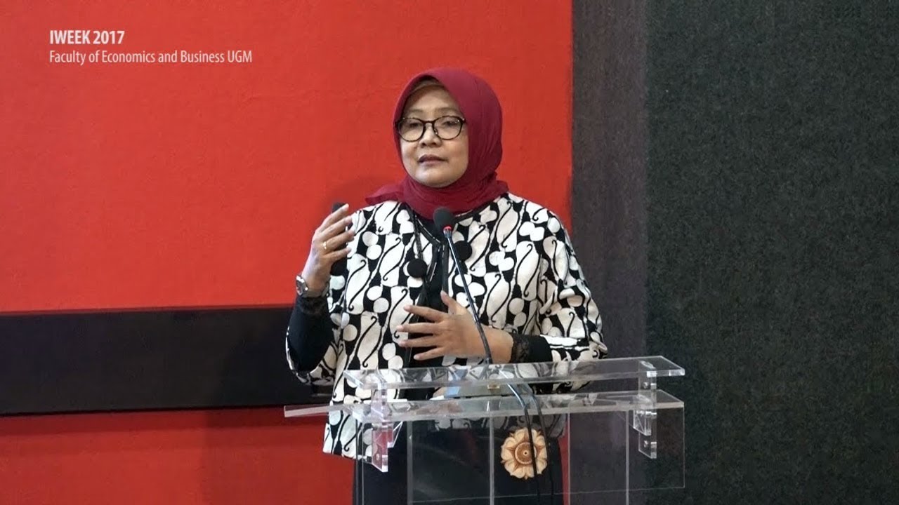 Built ASEAN as An Important Global Business Hub | Hendri Saparini