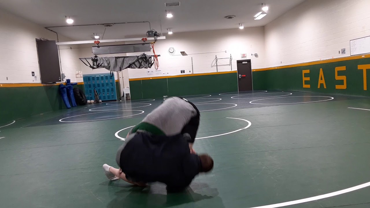 How to spladle someone