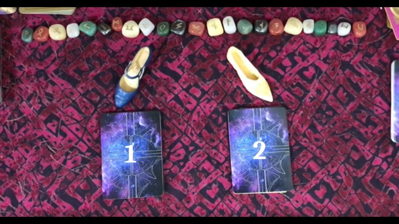 Il/Elle a rêvé de toi ? Rêve ou cauchemar ? Tirage tarot interactif intemporel Choisis chaussure