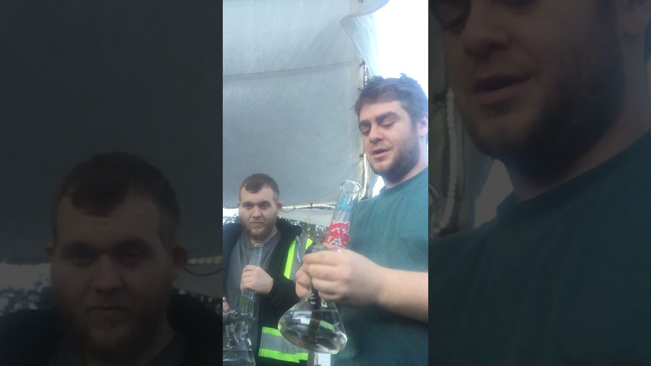 Hatchet and Scrolly budder toke