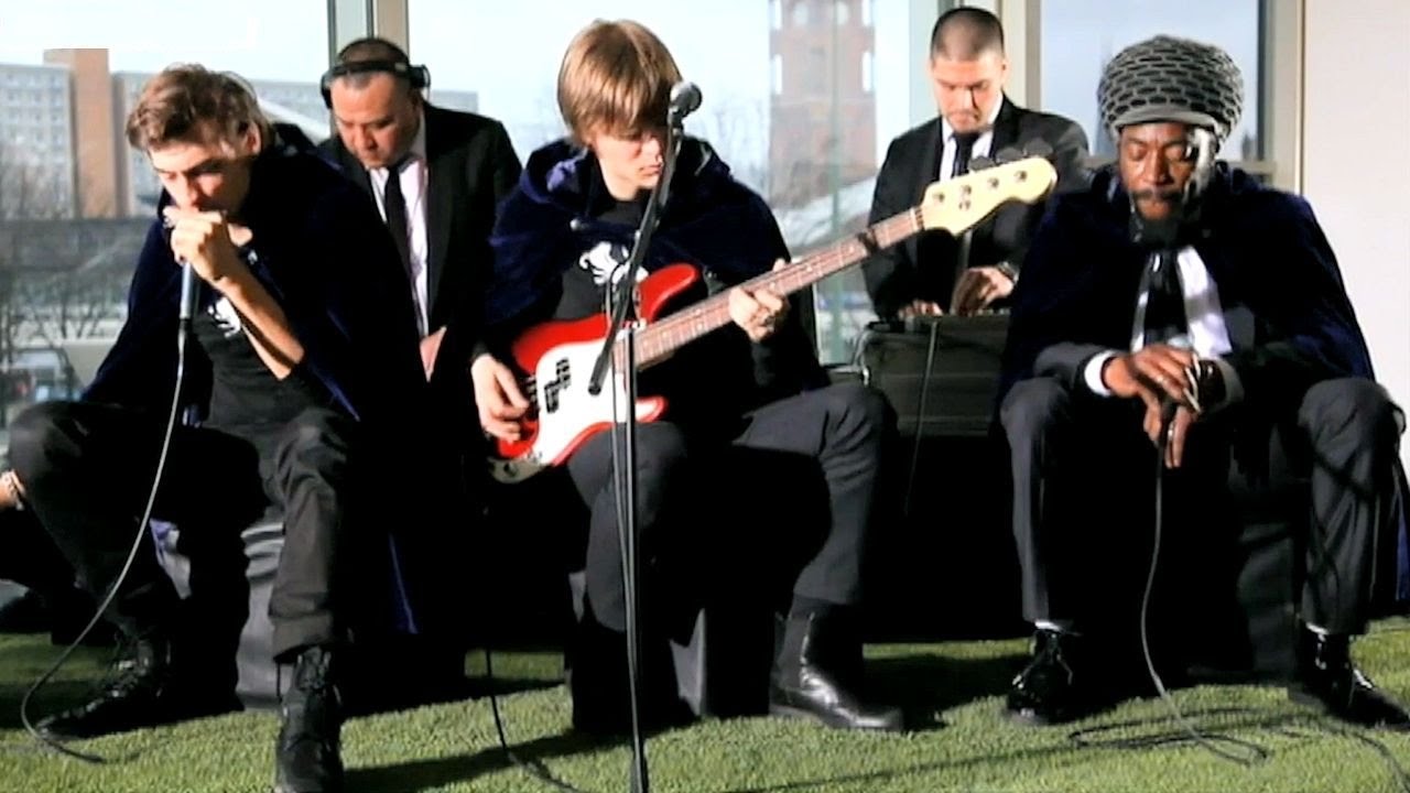 CALIGOLA 🌞 Morning Light live @On the Roofs 2012