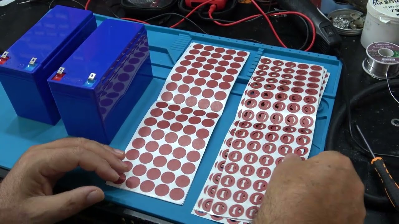 Komplet za izradu mobilnog Litijskog akumulatora sa 21 baterijom LiIon 18650 i BMS om 3S 40A