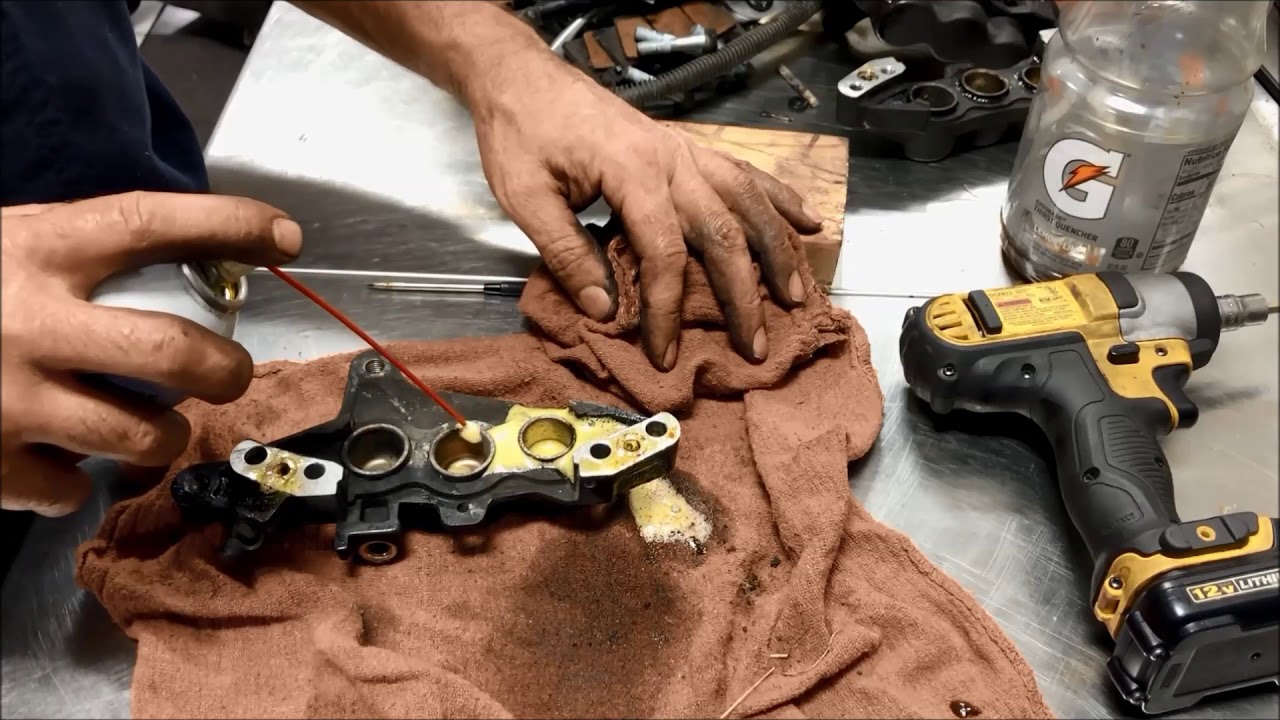 1998-99 ZX9R front brake system disassembly, inspection, rebuild  Part 1