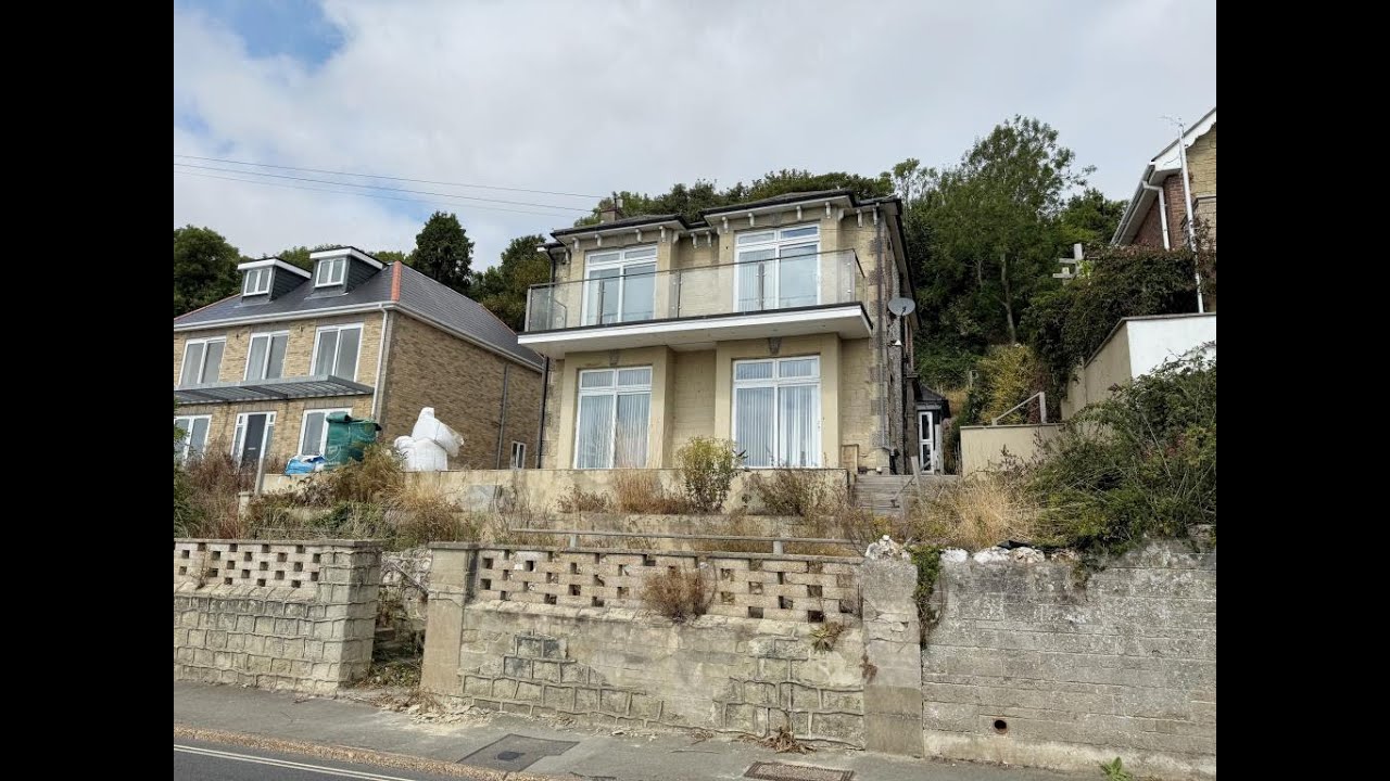 69 Gills Cliff Road, Ventnor, Isle Of Wight, PO38 1AD – September 2025 Auction