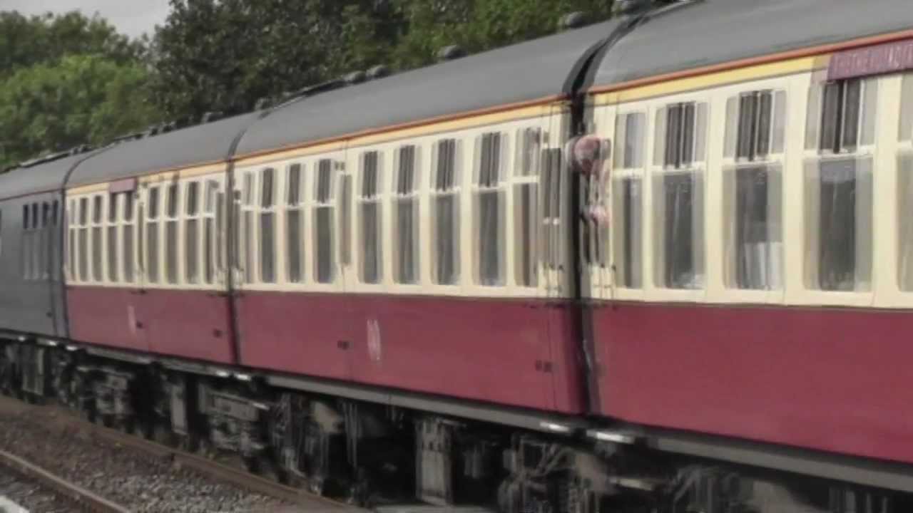 A1 60163 'Tornado'  passing through Sleaford Station & seen near Ruskington 15/09/11