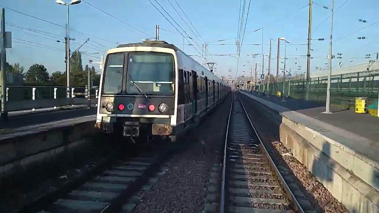 [Cab-ride] Mitry-Claye - Orsay-Ville et retour faisceau Massy-Palaiseau, en cabine du RER B.