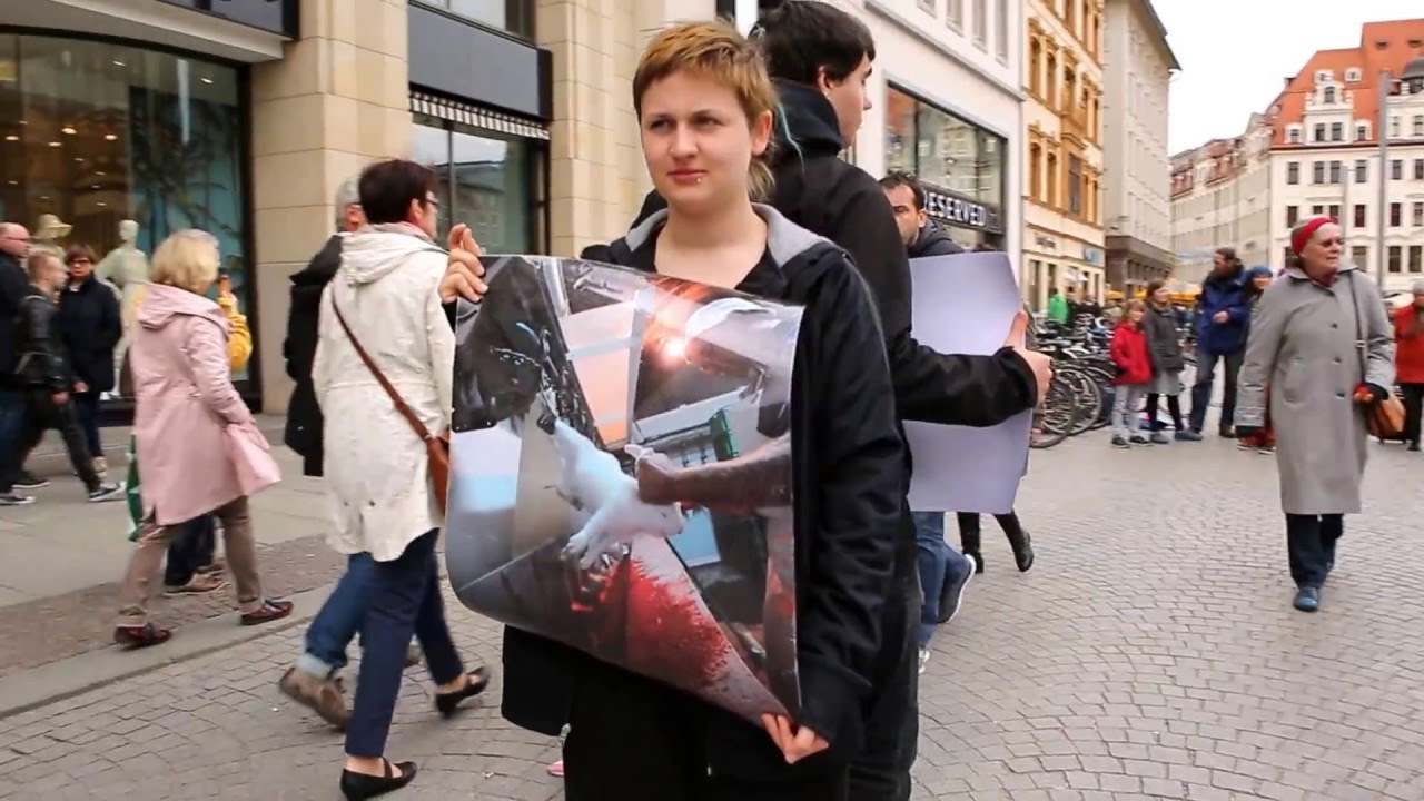 Demo - Pelzhandel in Leipzig stoppen