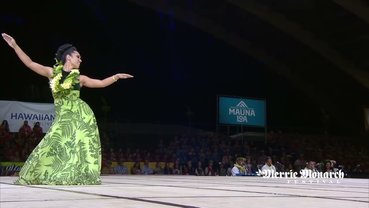Kasidee Nadine Kuʻuleialoha Teixeira: Hālau Hula O Kauhionāmauna