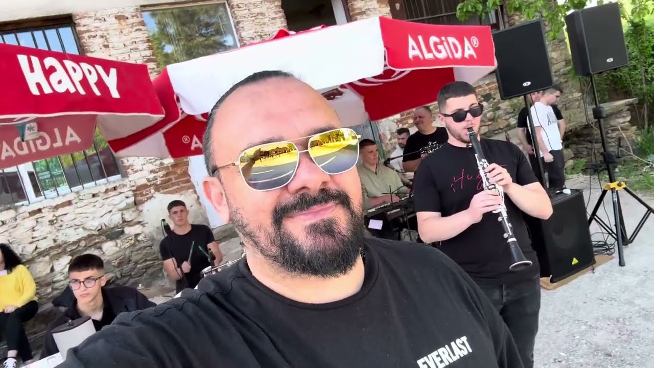 SELO BARESHANI ( BARESANI) VELIGDENSKA ZABAVA SO UBAVA MAKEDONSKA MUZIKA 🎶🎶🎶🎶