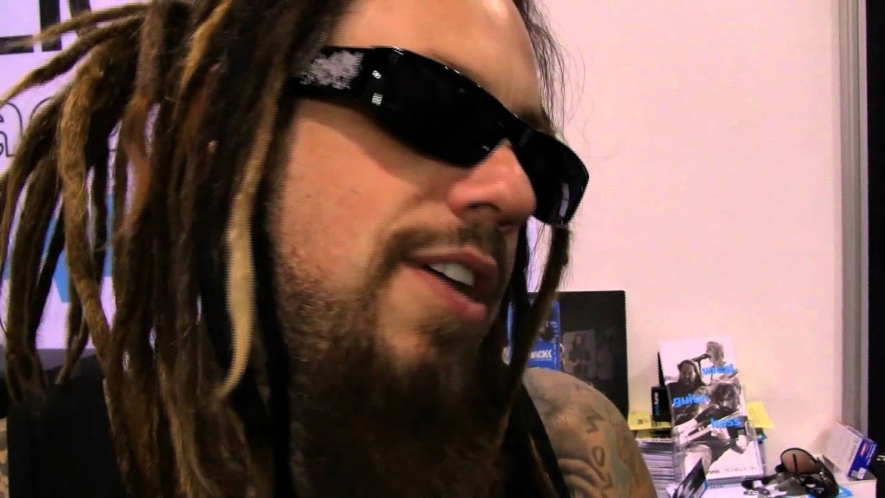 Reginald 'Fieldy' Arvizu (Korn) Interview, NAMM 2012