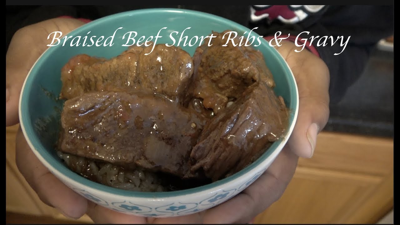 BRAISED BEEF SHORT RIBS & GRAVY IN THE CROCKPOT