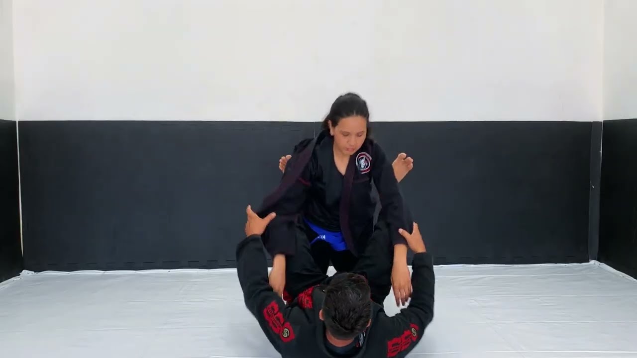 Raspa Lapela Partindo da Guarda Fechada! - Jiu-Jitsu