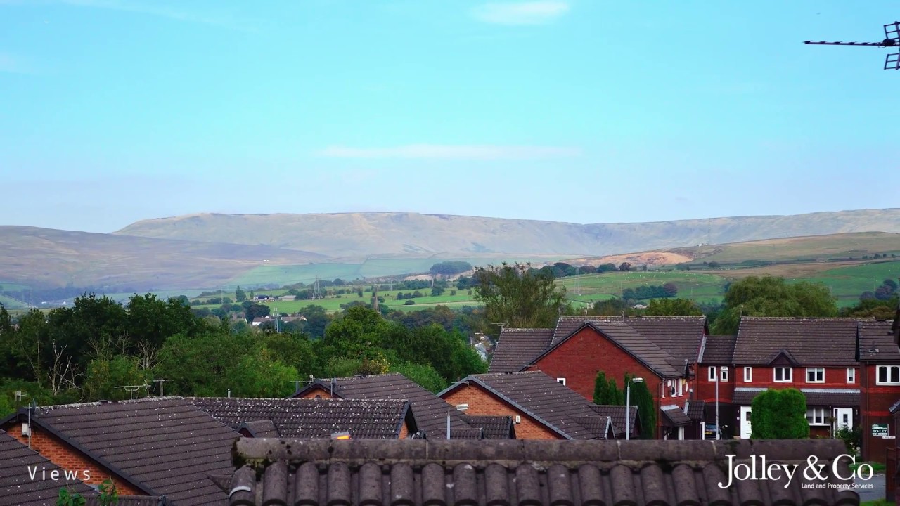 23 Peveril Gardens, Disley : Jolley & Co Property For Sale