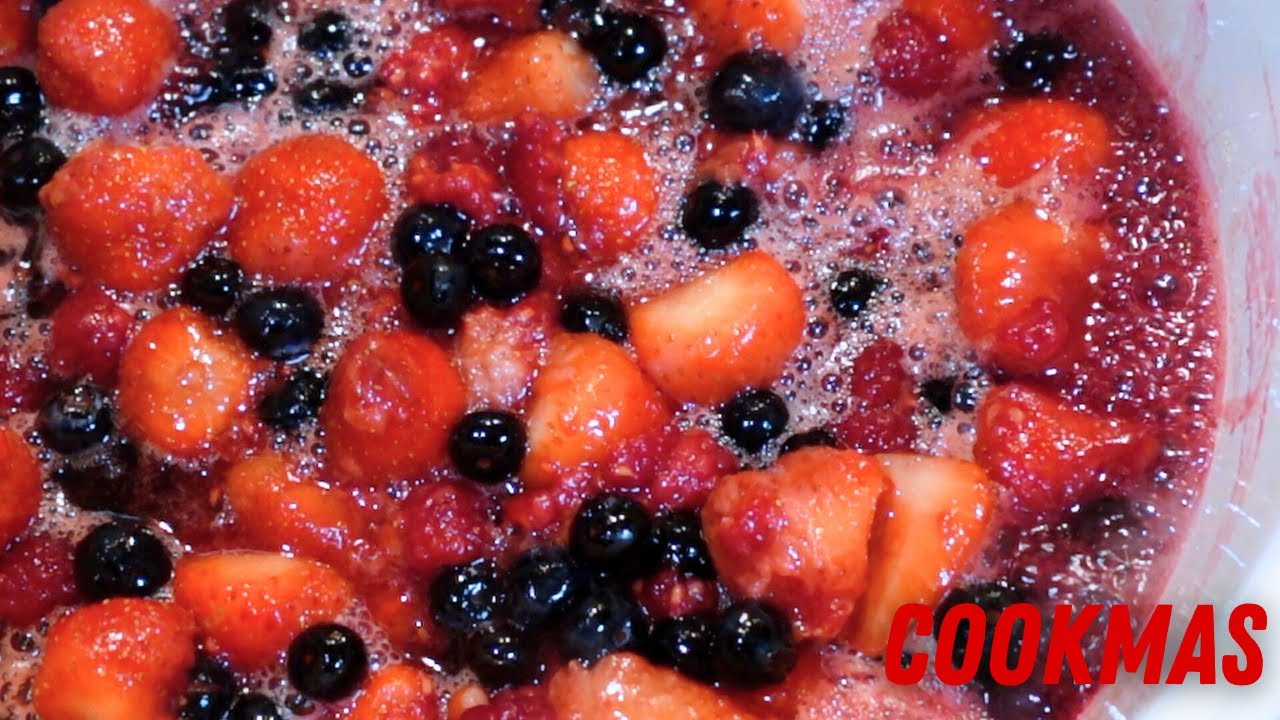 Deze homemade wilde VRUCHTENJAM is lekker op Surinaams KERSTBROOD - moeders recept - CookMas 7/25