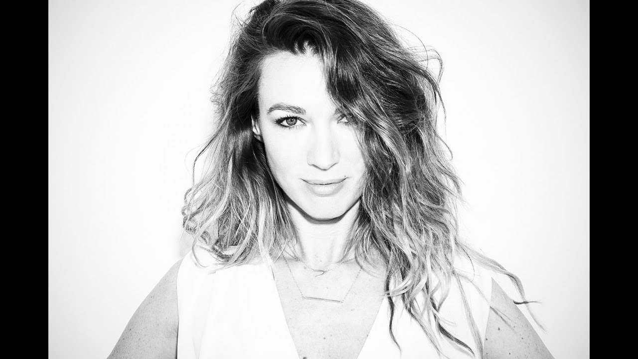 Natalie Zea Go-See Interview