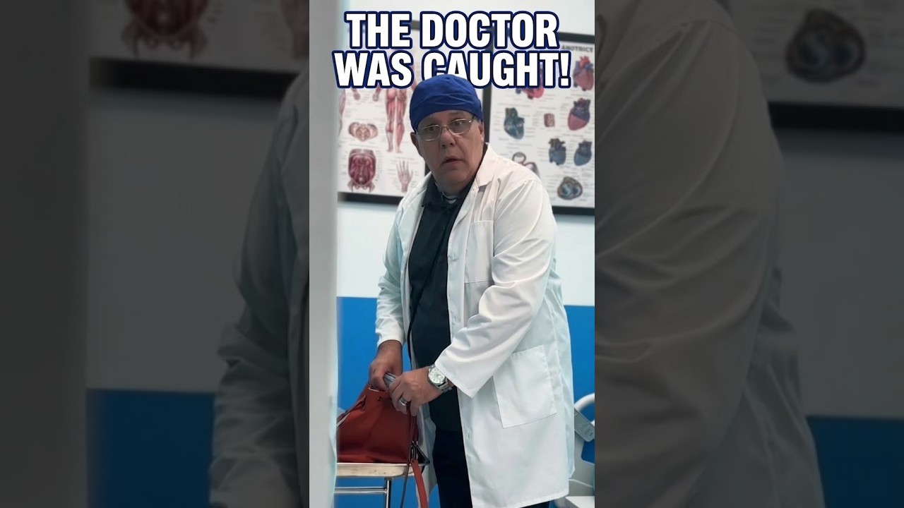 Этот врач попался на краже у спящего пациента 😳😳