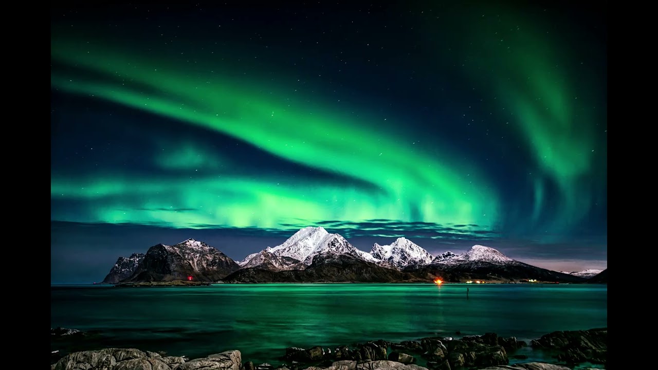 Snowy Mountain Aurora with Wind Sounds ❄️🌌 Arctic Night Sleep Ambience (10 Hours)