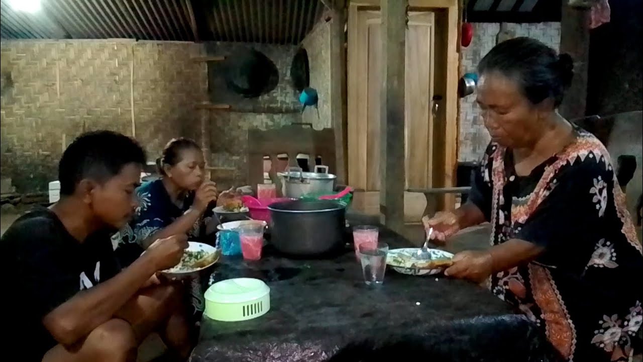 BERBUKA PUASA DENGAN SAYUR BENING DAN TRANCAN ALHAMDULILLAH SEGER BANGET