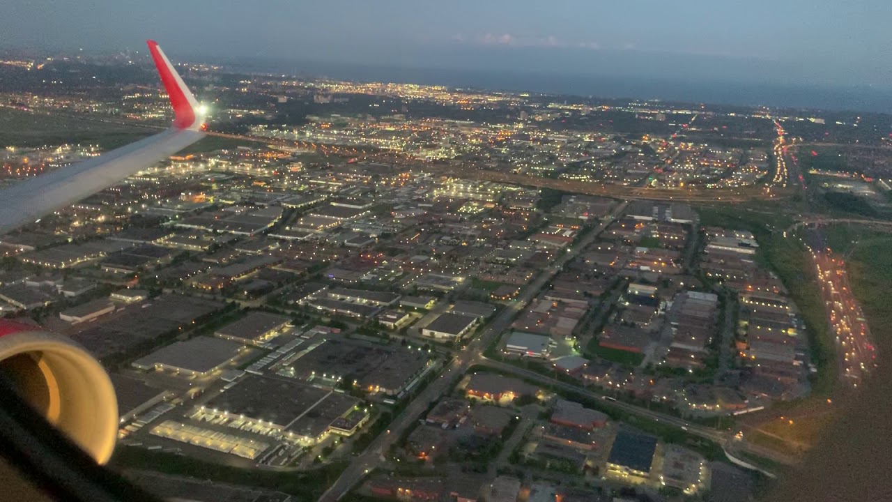 Air Canada Rouge Airbus A321-200 Takeoff from Toronto