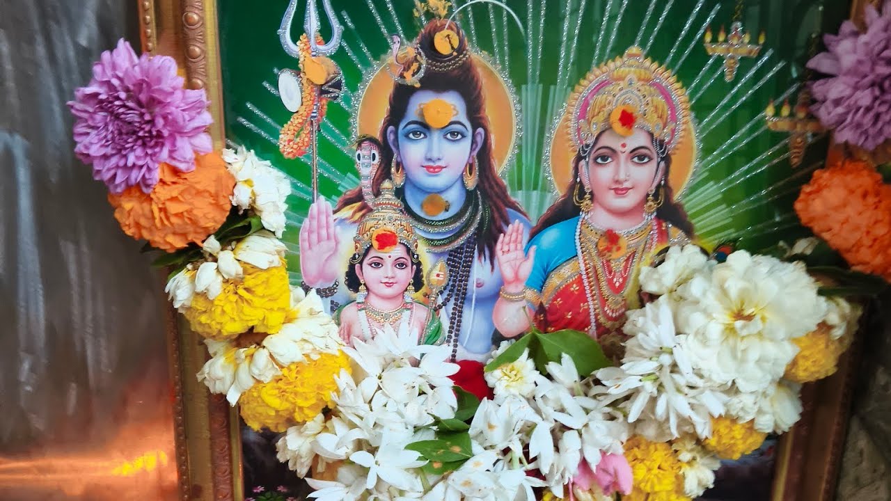 मंदिर में शिव चर्चा होते हुये #viral #ytviralvideo #Shiv charcha 🙏🙏