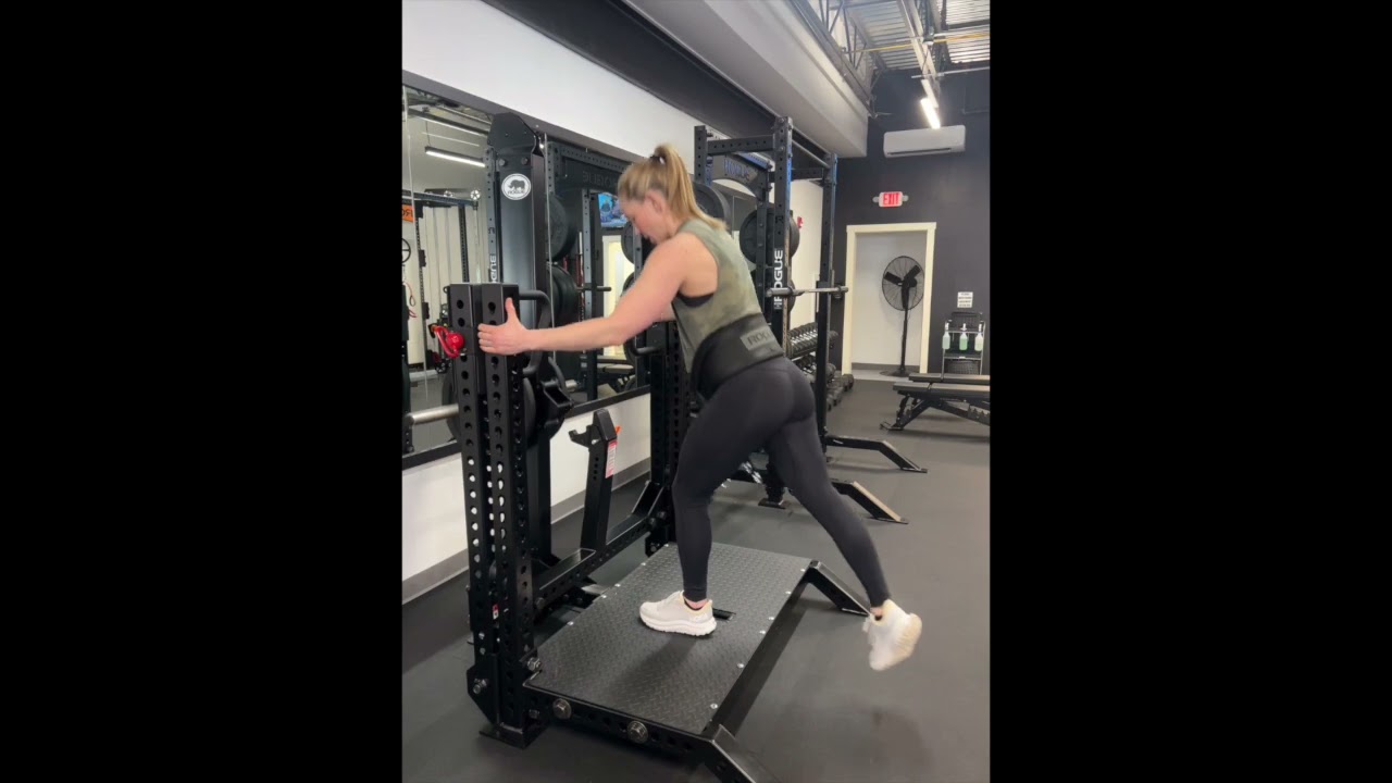 How to use the Rogue Rhino Belt Squat Machine