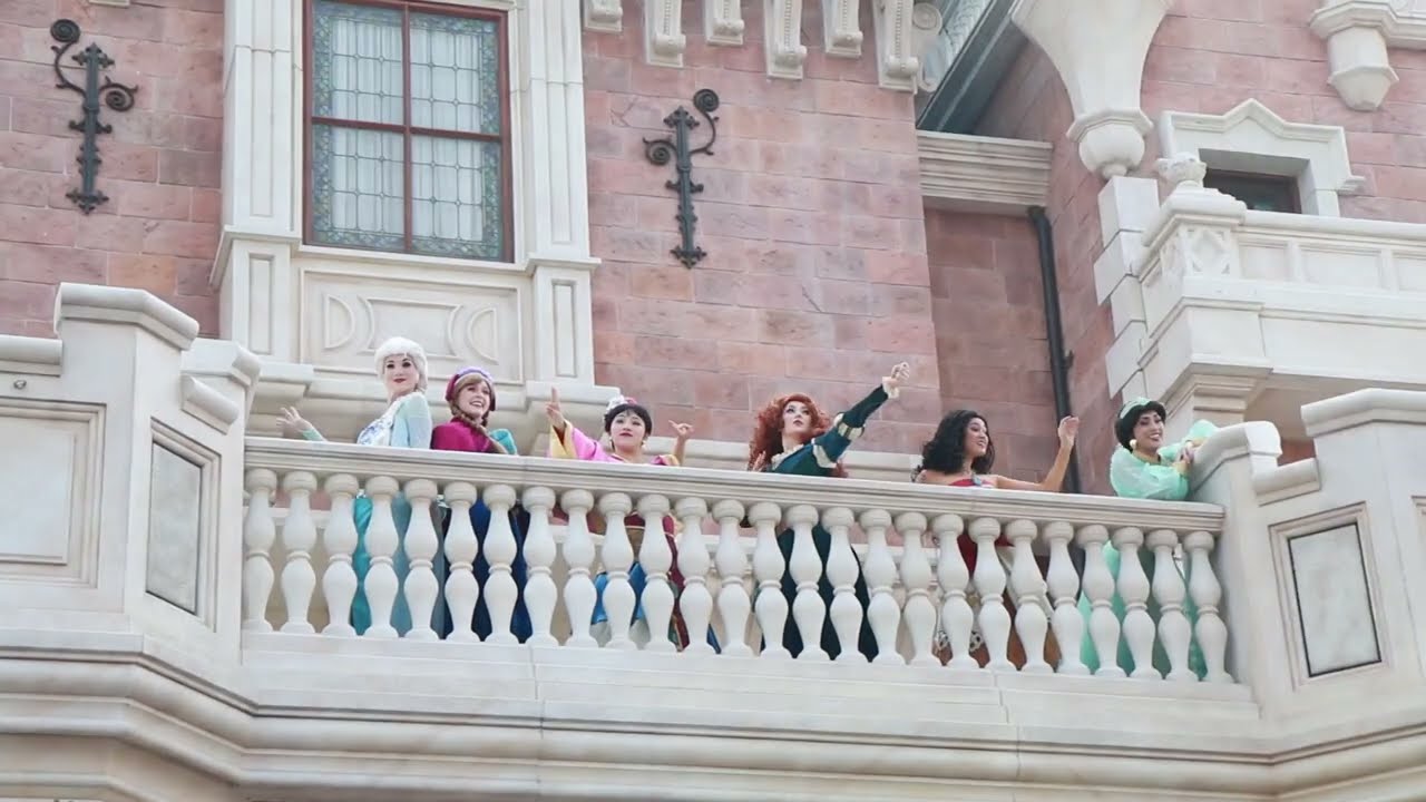 Disney Princes & Princesses Spring Greetings 迪士尼公主和王子春日特别问候 2022 - Shanghai Disneyland