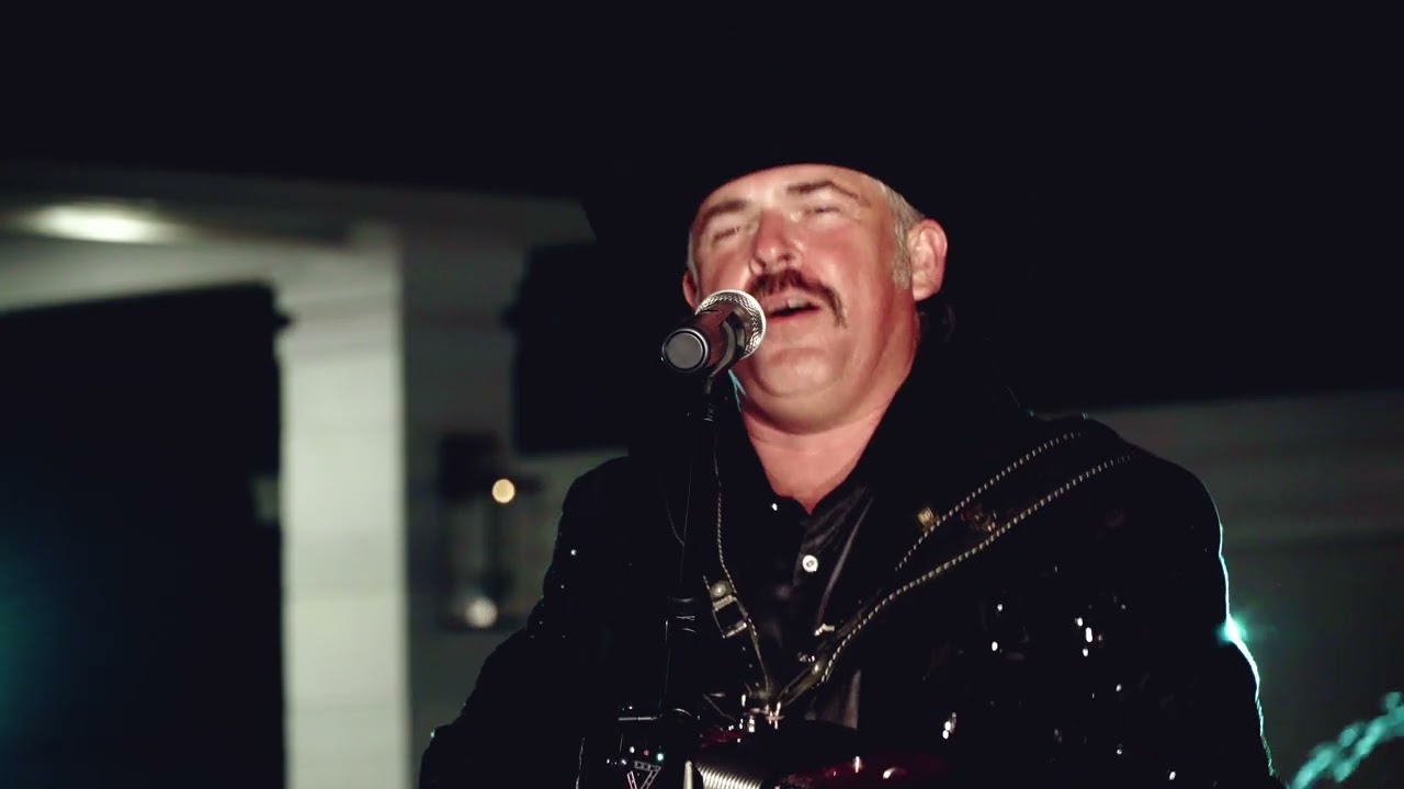 Donde Lloro el General - Lalo Garza