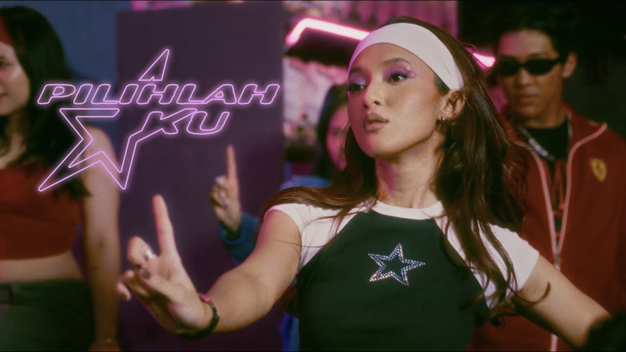 Rahmania Astrini - Pilihlah Aku (Official Music Video)