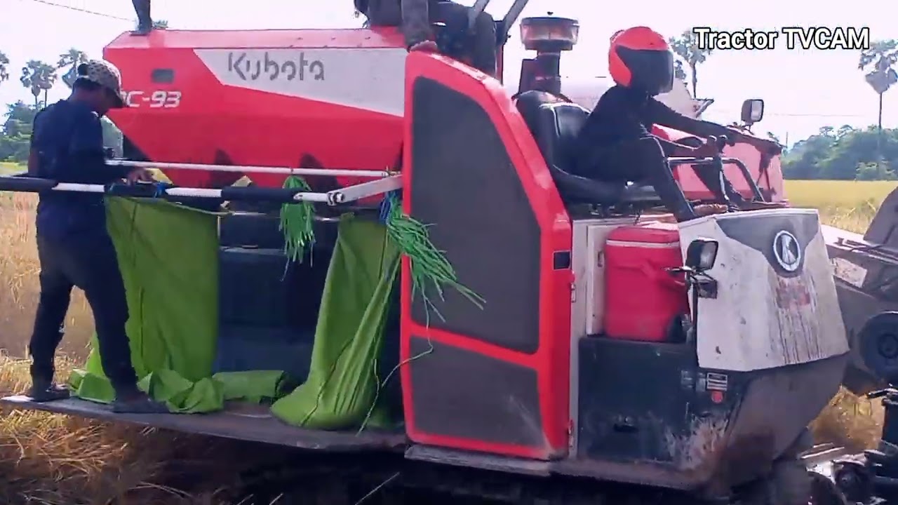 How Does This Tractor Work in Muddy Fields?