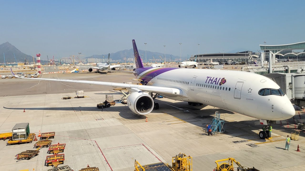 Thai Airways International TG601 Hong Kong---Bangkok Economy Class Journey 泰國國際航空 TG601 經濟艙飛行報告