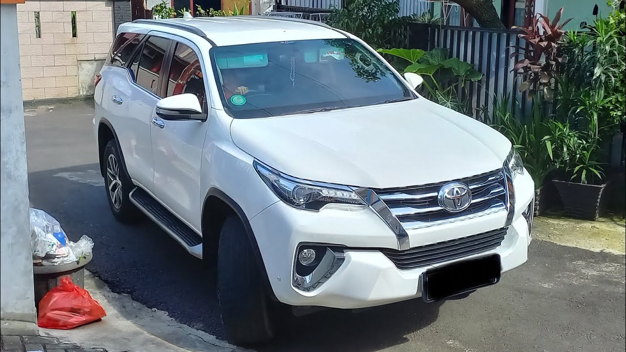 Toyota Fortuner 2.4 4X2 VRZ 2017 (2GD-FTV Diesel) Engine Start Up Sound & Test Drive