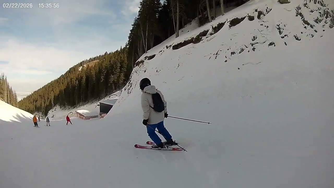 SKI - 丝绸之路雪场：欢乐谷-西区全程原速 Piste de la vallée de la joie - station de la route de la soie, Chine 