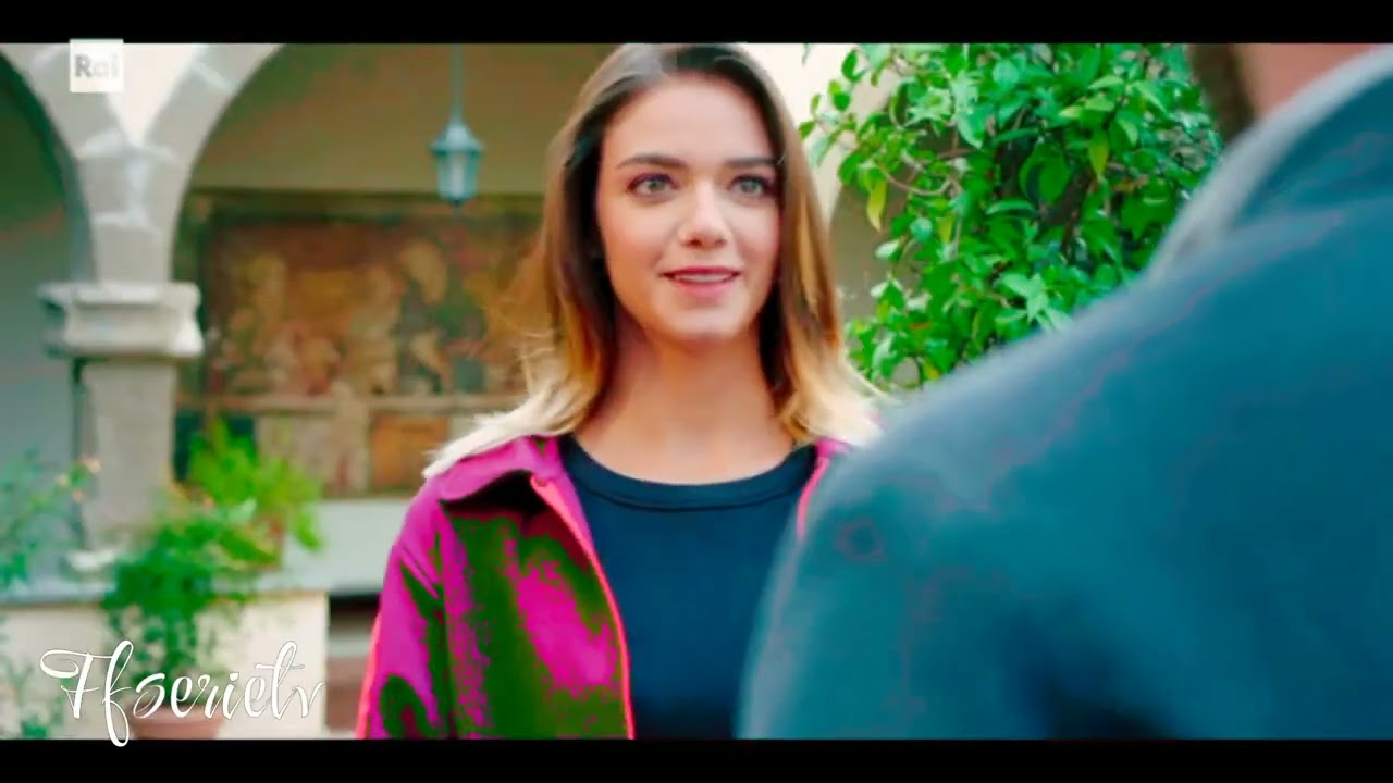 Emiliano-Sara_Miley Cryus-When I Look At You