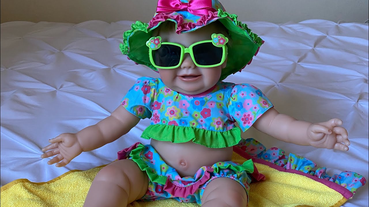Ashton drake unboxing Beach Baby! Perfect summer baby my Birthday Baby!