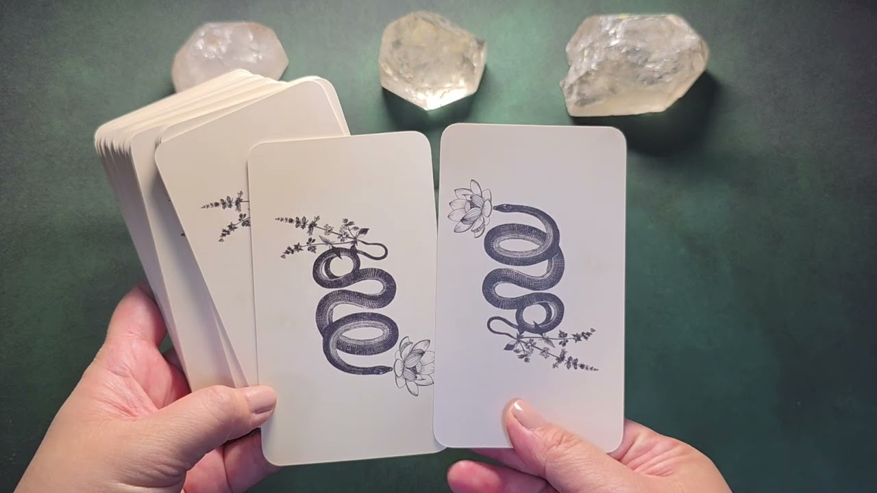 The Florilegium Oracle - Full Flip Through