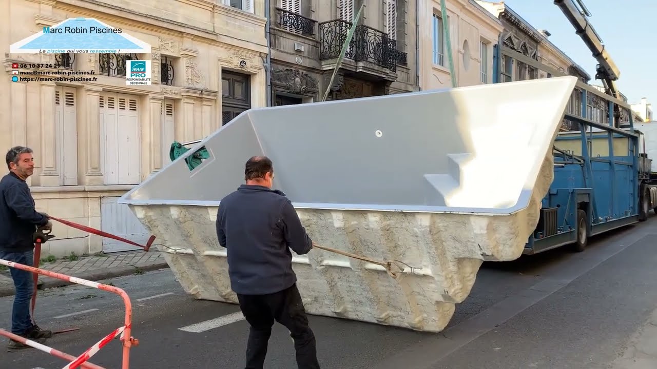 🚛 🏠 Mercredi 23 Mars : Livraison  STAR 4 à Bordeaux  avec grutage par dessus une échoppe d'un étage.