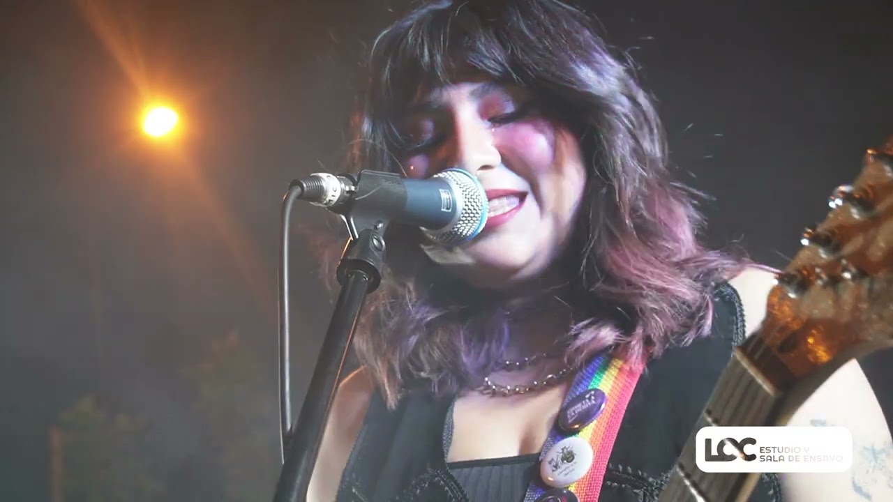 Cometa a la Deriva - Loc en la calle 6