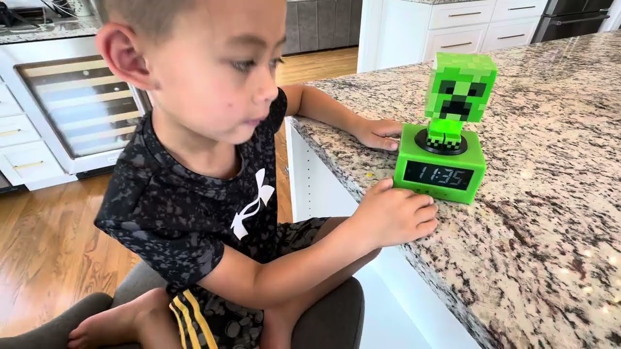 Minecraft Creeper Icon Alarm Clock