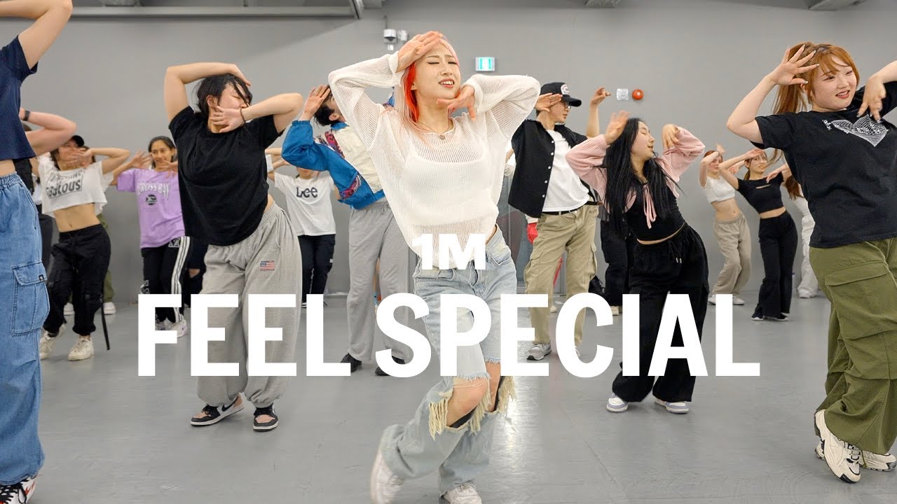 TWICE - Feel Special / Learner's Class