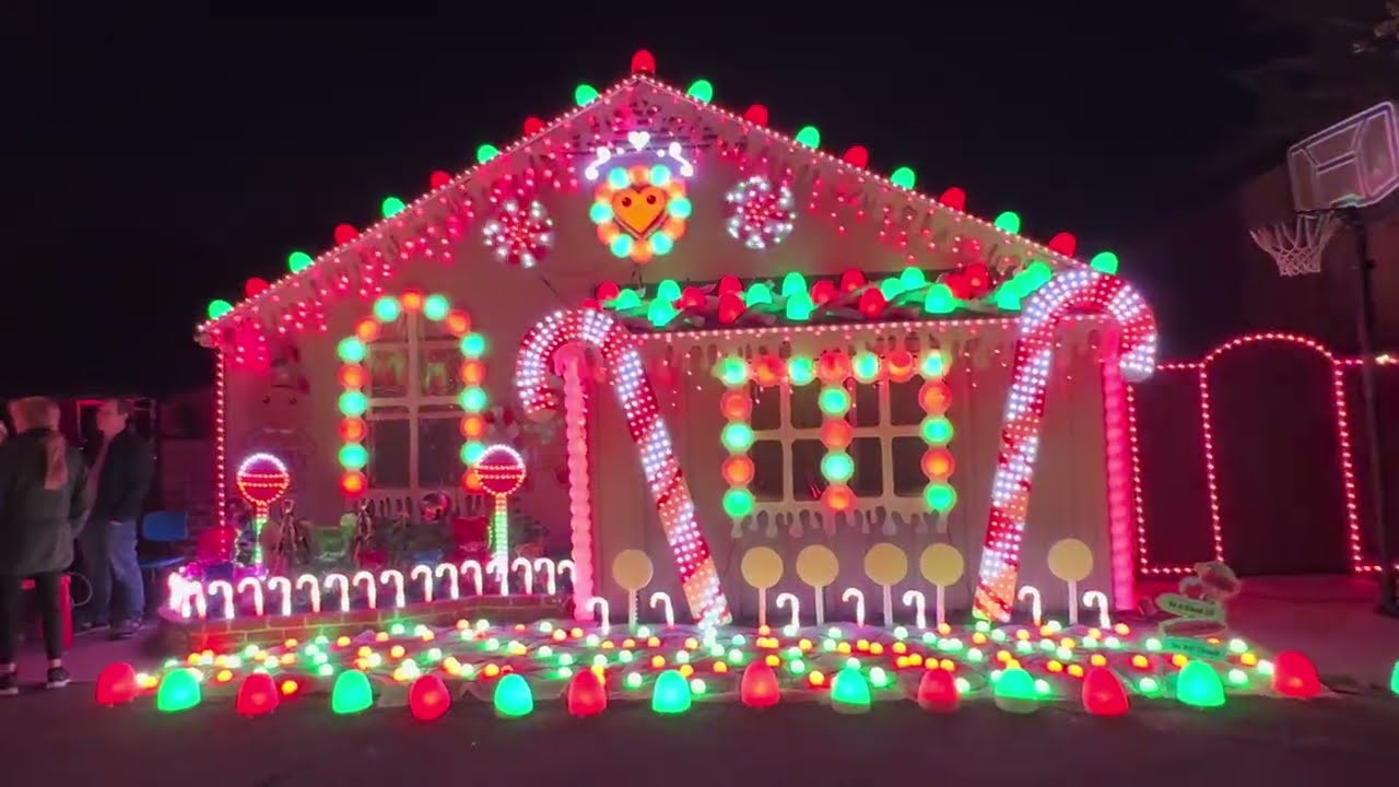 The best Holiday Christmas 🎄 decorated houses in USA 🇺🇸 #usa #christmas #decoration #lights 