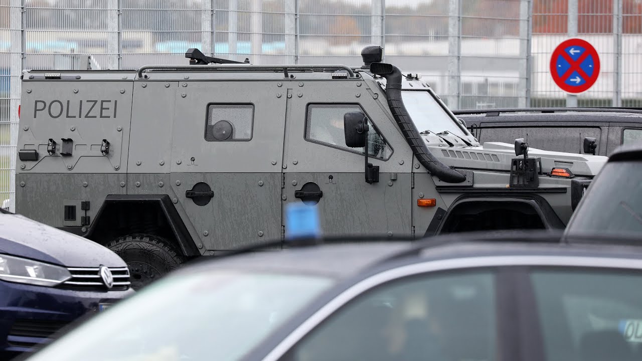 Geiselnahme am Flughafen Hamburg beendet | Stand 14:40