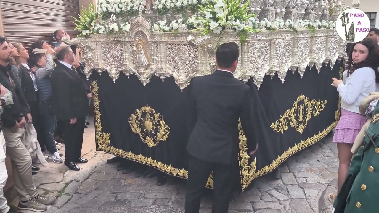 Ntra Sra d los Dolores d la Hermandad d la Vera Cruz y Santo Entierro, Utrera (Sevilla)