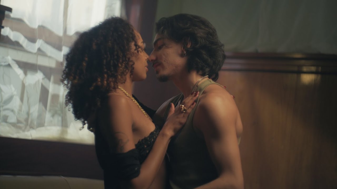 Milo Mae, Vyse - MA GIRL (Video Oficial)