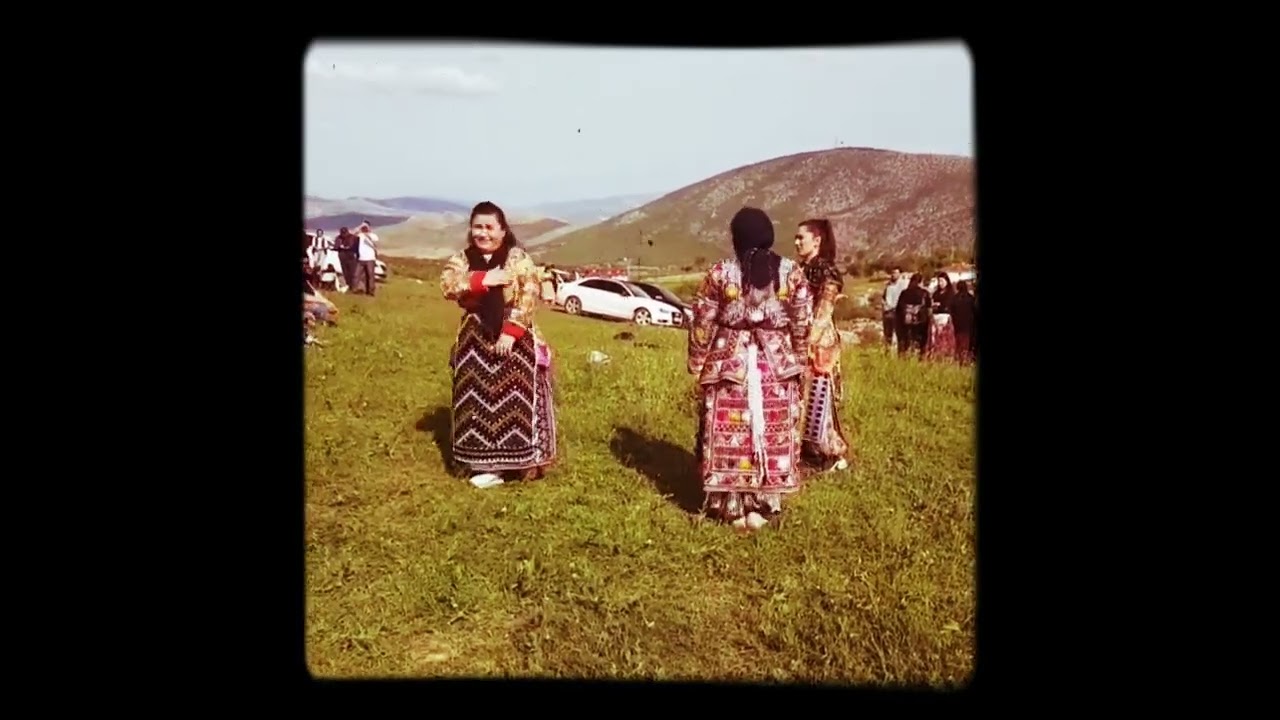 Acısu k&ouml;y&uuml; - Semah - &Ccedil;i&ccedil;ek Toplama G&uuml;n&uuml;